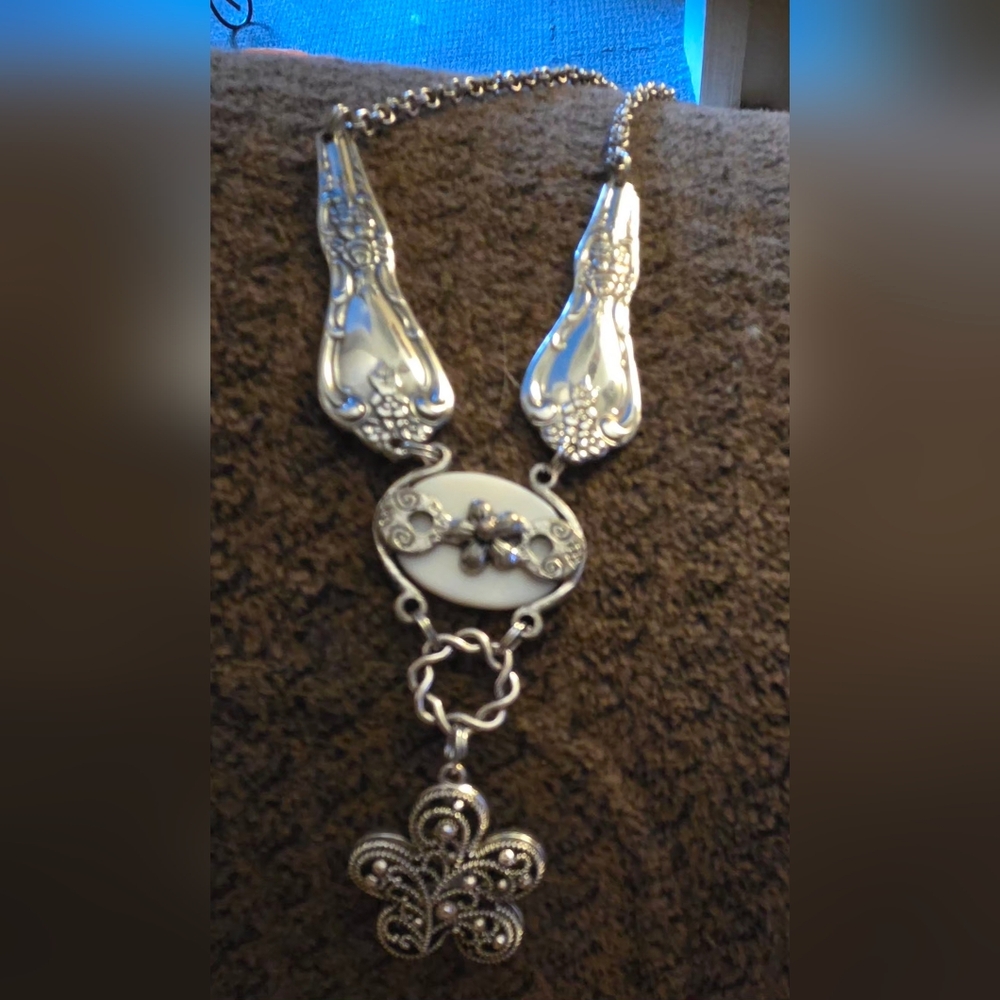 Stunning Vintage Silverware Necklace - Picture 3 of 7